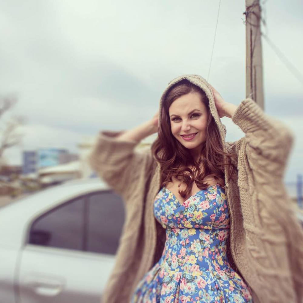 Meet your Posher, Мария